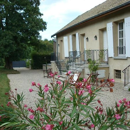 Appartamento Les Communs Du Manoir Écully Esterno foto