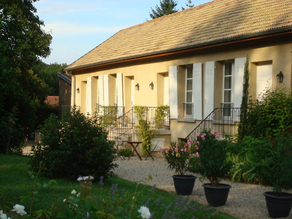 Appartamento Les Communs Du Manoir Écully Camera foto