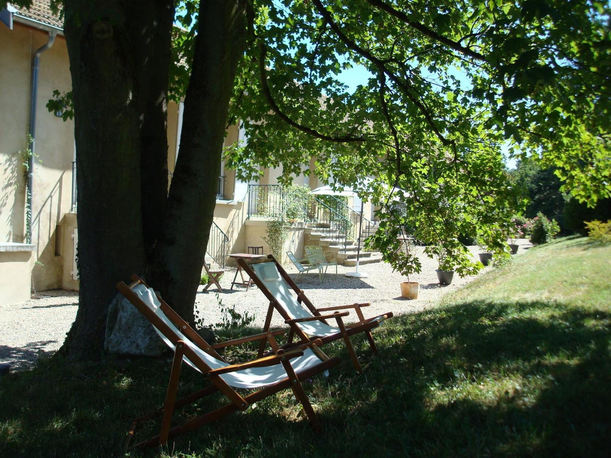 Appartamento Les Communs Du Manoir Écully Esterno foto