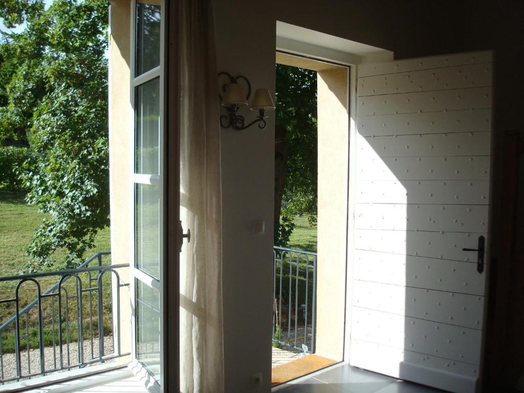 Appartamento Les Communs Du Manoir Écully Esterno foto