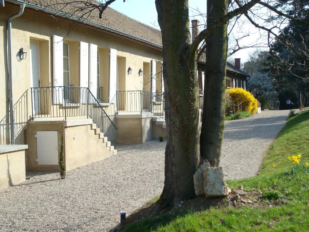 Appartamento Les Communs Du Manoir Écully Esterno foto